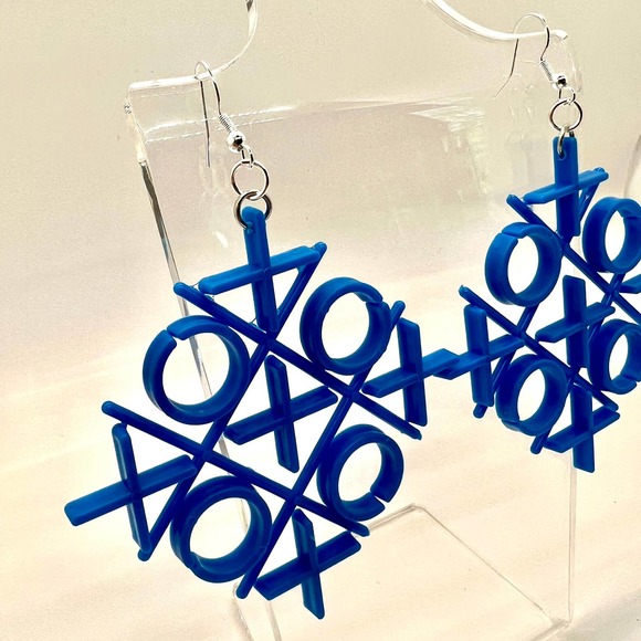Tic Tac Toe Game Earrings - Game Night Earrings - Toy Earrings - Picture 4 of 7